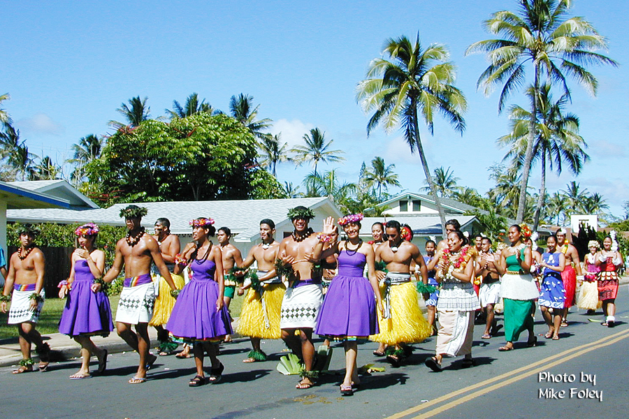 The PCC Promo Team marches in the 1999 Laie Days parade; photo by Mike Foley