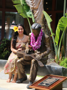 BYU-Hawaii Student at Kekuku Statue